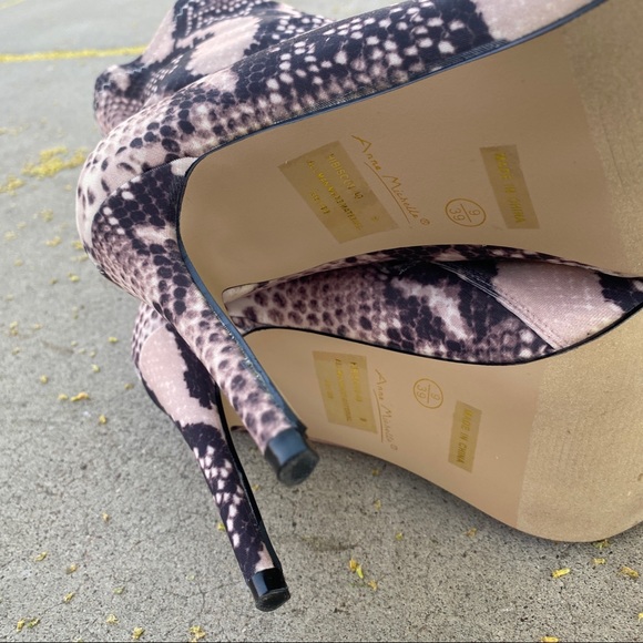 Snake Print Pointed Toe High Heel Zipper Midi Boots - Picture 8 of 8